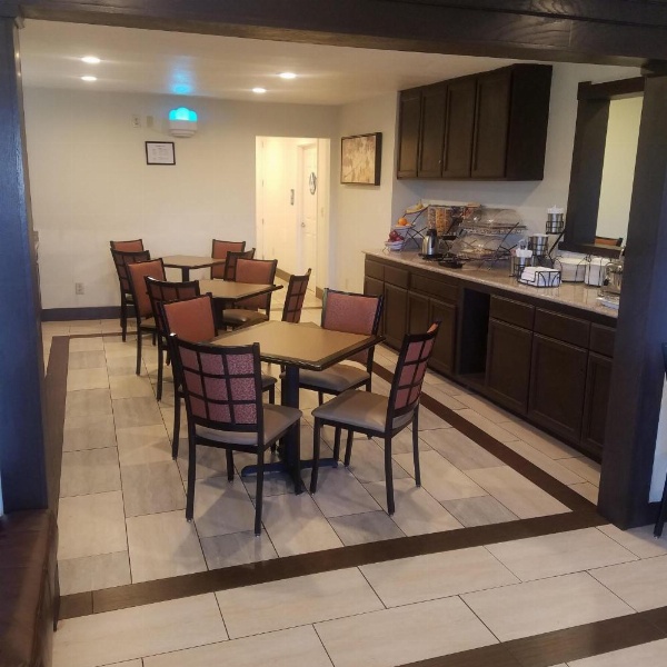SureStay Hotel by Best Western Hollister image 13