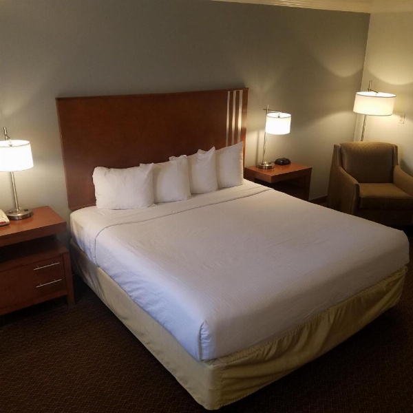 SureStay Hotel by Best Western Hollister image 18