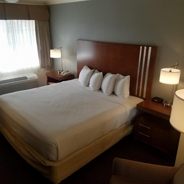 SureStay Hotel by Best Western Hollister image 22