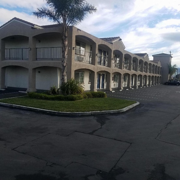 SureStay Hotel by Best Western Hollister image 5